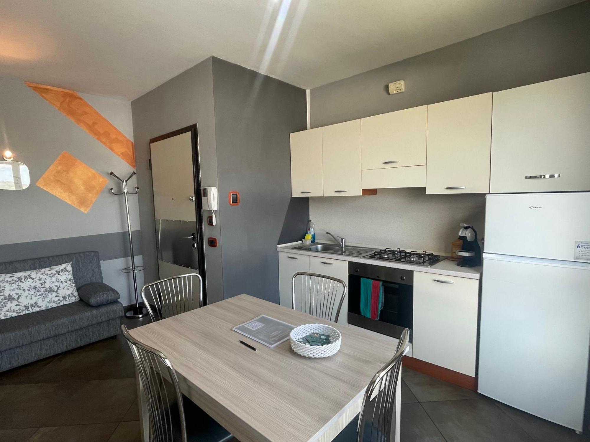 Borgo Divino Apartment Alba  Ngoại thất bức ảnh
